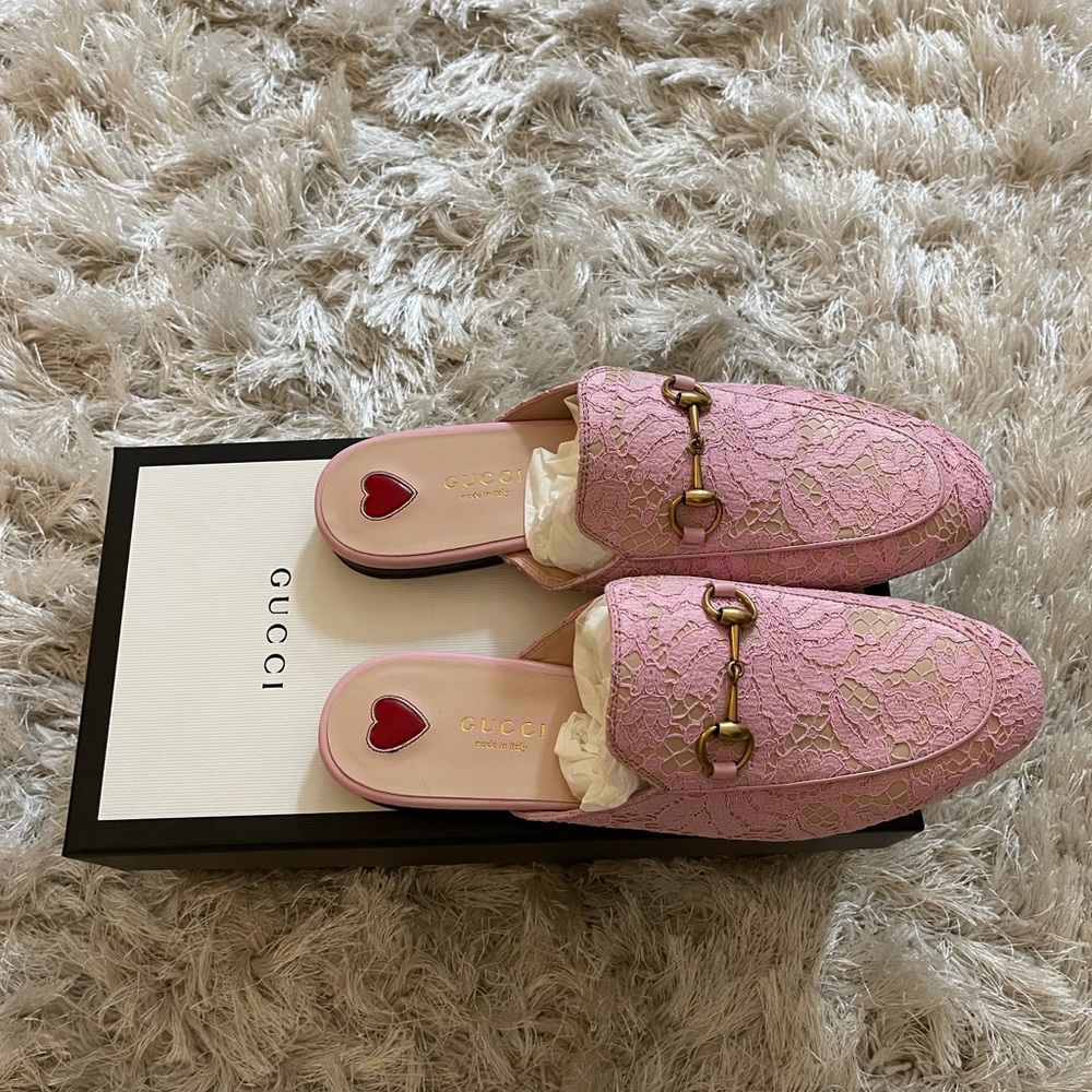 GUCCI Lace Womens Princetown Slippers in Sugar Pink - size 38. Brand new